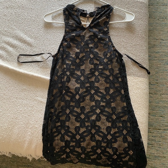 Black and nude dress - Picture 1 of 5